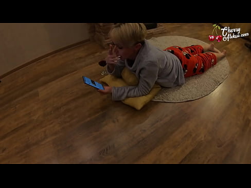 ❤️ Rambut perang gila menghisap batang besar menghisap dan melantun padanya - seks dubur ❤️ Video seks pada kami ms.porngifer.ru ❌❤